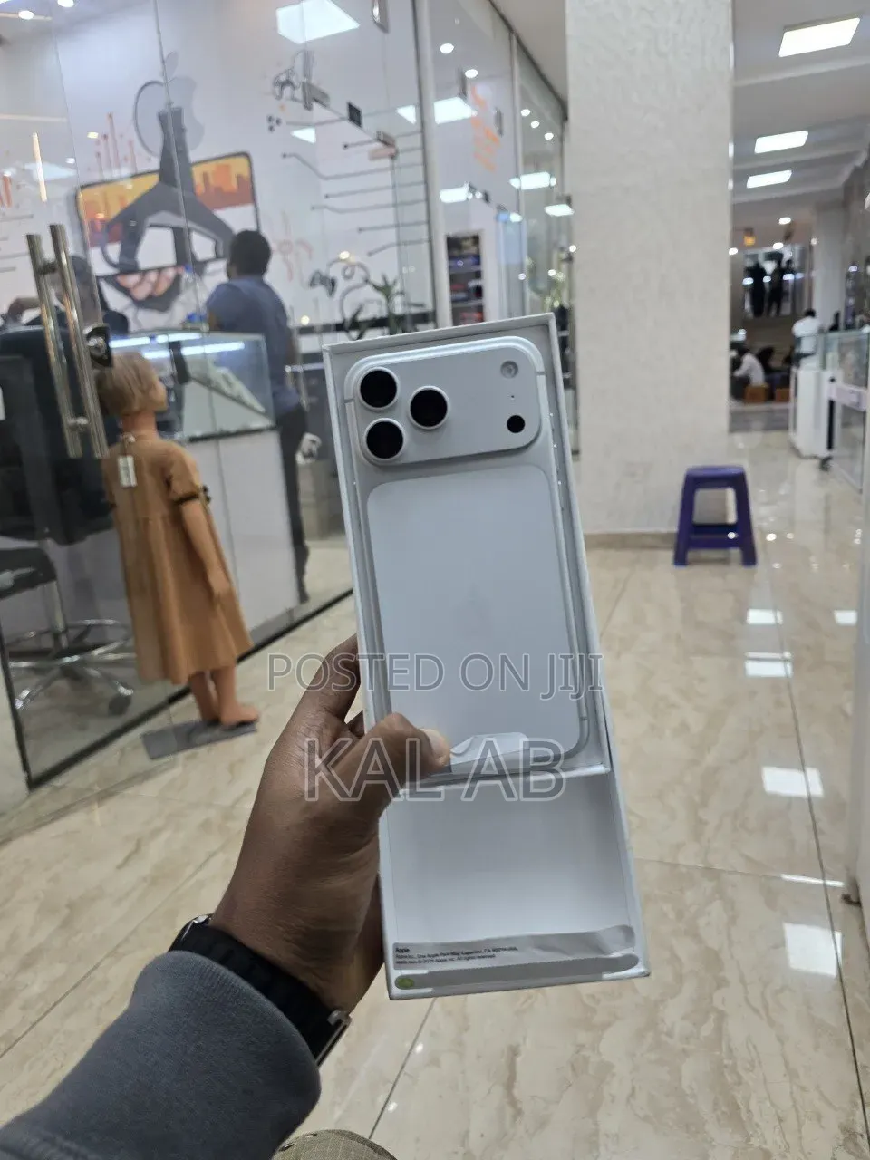 New Apple iPhone 17 Pro Max 256 GB Silver