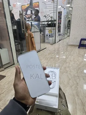 New Apple iPhone 17 Pro Max 256 GB Silver