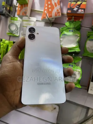 Samsung Galaxy A06 128 GB White