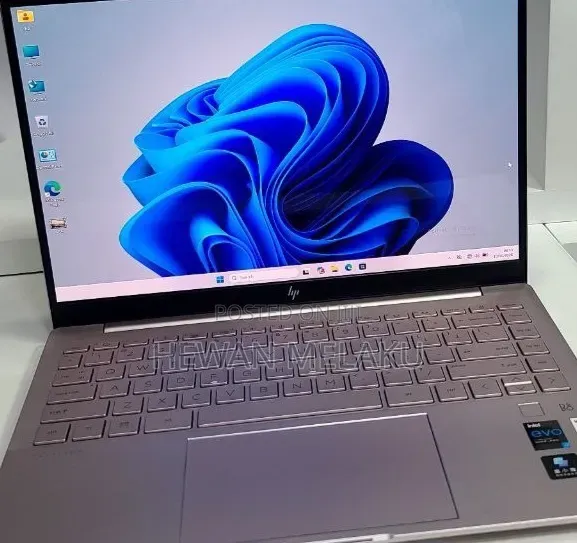 New Laptop HP Pavilion 14 16GB Intel Core i7 SSD 1T