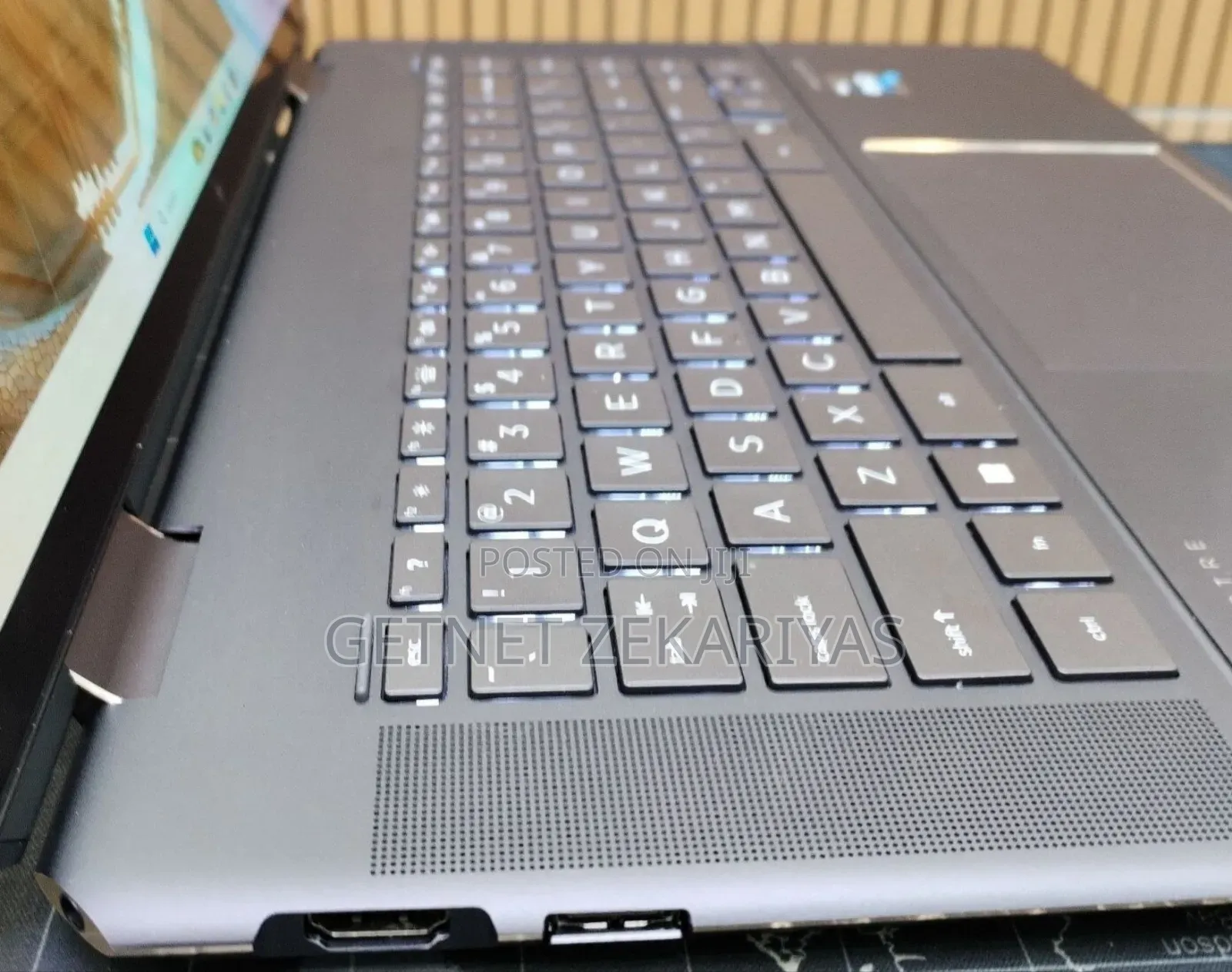 New Laptop HP Spectra 13 16GB Intel Core i7 SSD 512GB