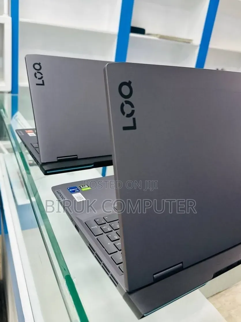 New Laptop Lenovo LOQ 15ARP9 16GB Intel Core i7 SSD 1T