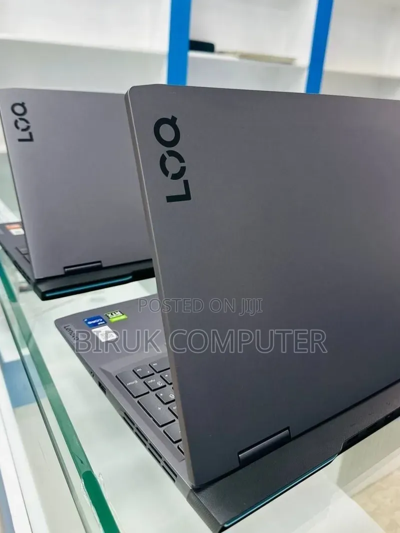New Laptop Lenovo LOQ 15ARP9 16GB Intel Core i7 SSD 1T