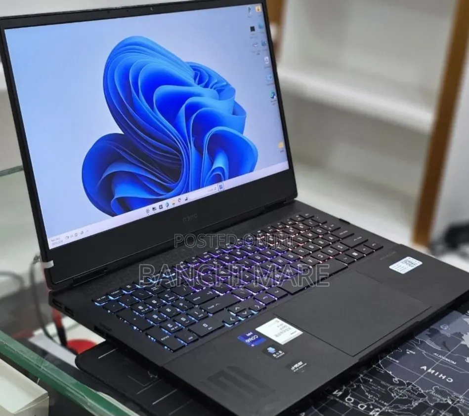 New Laptop HP Omen 16 16GB Intel Core i9 SSD 512GB