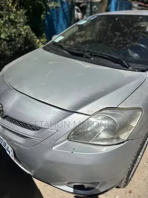 Toyota Belta 2007 Silver