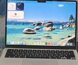 New Laptop Apple MacBook Air 2022 M2 8GB Apple M2 SSD 256GB