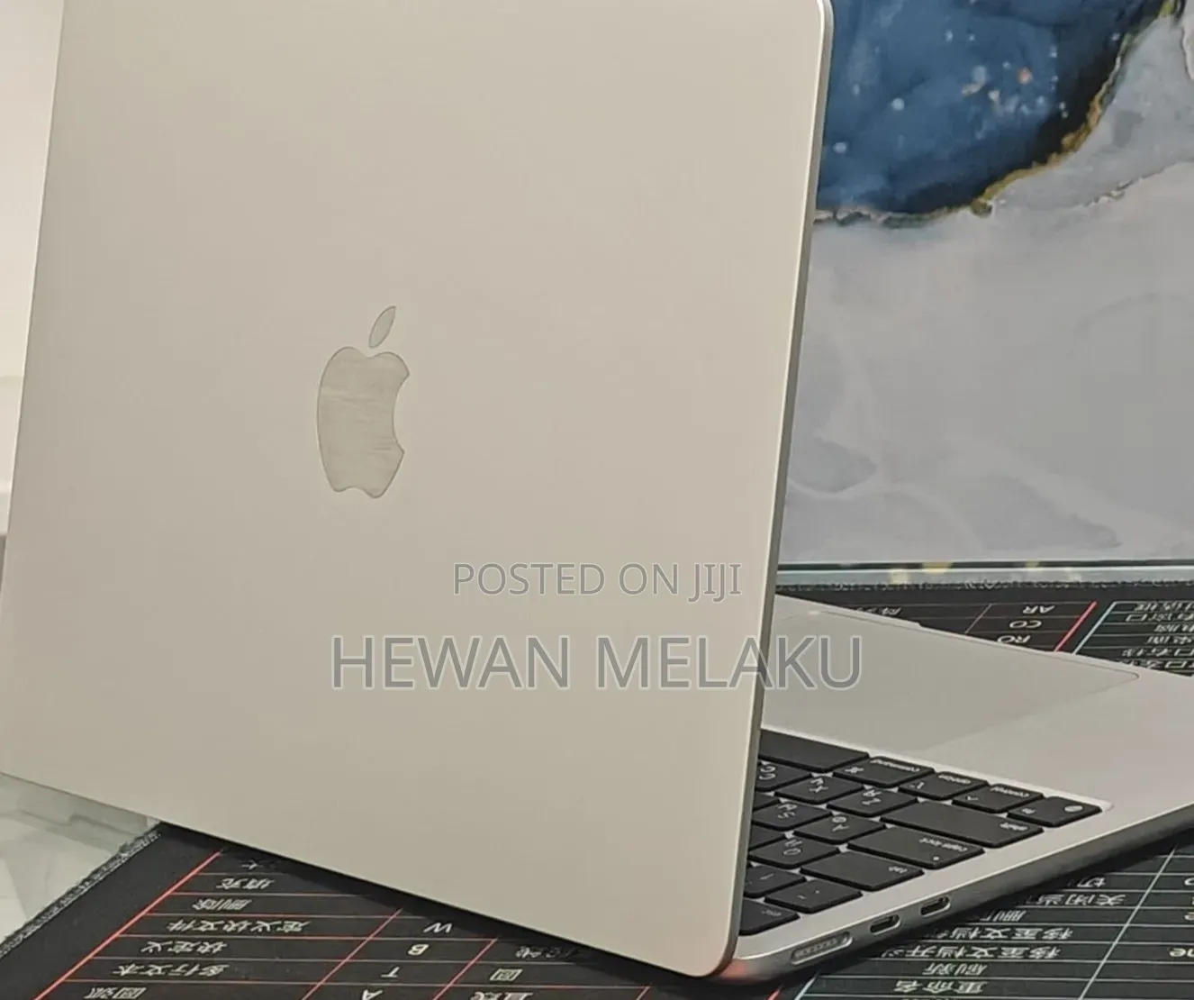 New Laptop Apple MacBook Air 2022 M2 8GB Apple M2 SSD 256GB