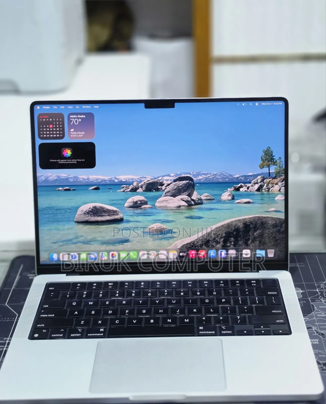 New Laptop Apple MacBook Air 2025 M4 24GB Apple M4 SSD 512GB
