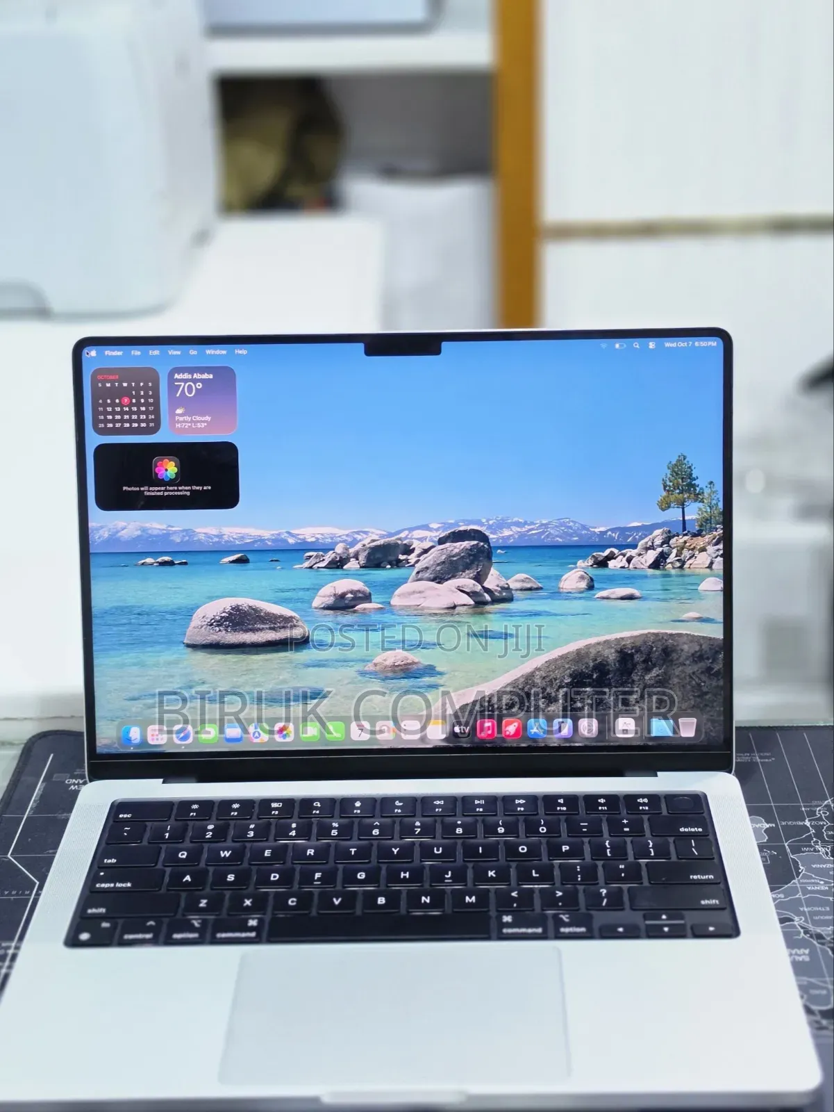 New Laptop Apple MacBook Air 2025 M4 24GB Apple M4 SSD 512GB