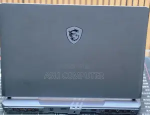 New Laptop MSI 32GB Intel Core i9 SSD 1T