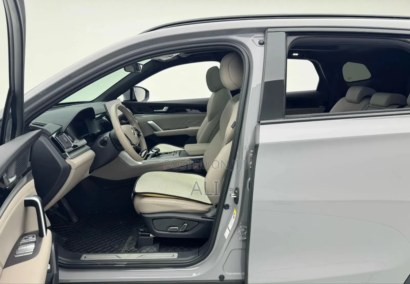 New BYD Tang DM-i 2025 Brown