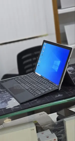 New Laptop Microsoft Surface Pro 7+ 16GB Intel Core i5 SSD 256GB