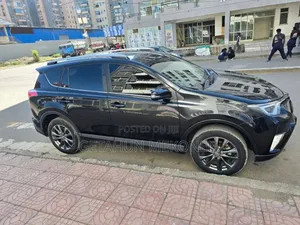 Toyota RAV4 2018 Black