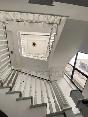 Furnished 6bdrm Villa in አአ, Bole for sale