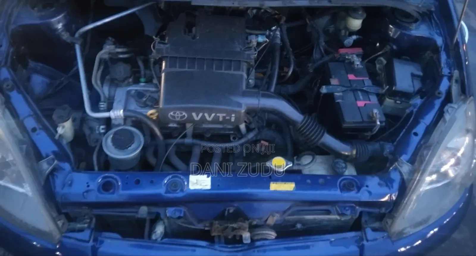 Toyota Vitz 2001 Blue