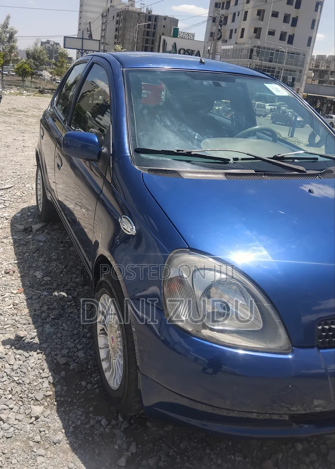 Toyota Vitz 2001 Blue