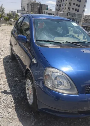 Toyota Vitz 2001 Blue