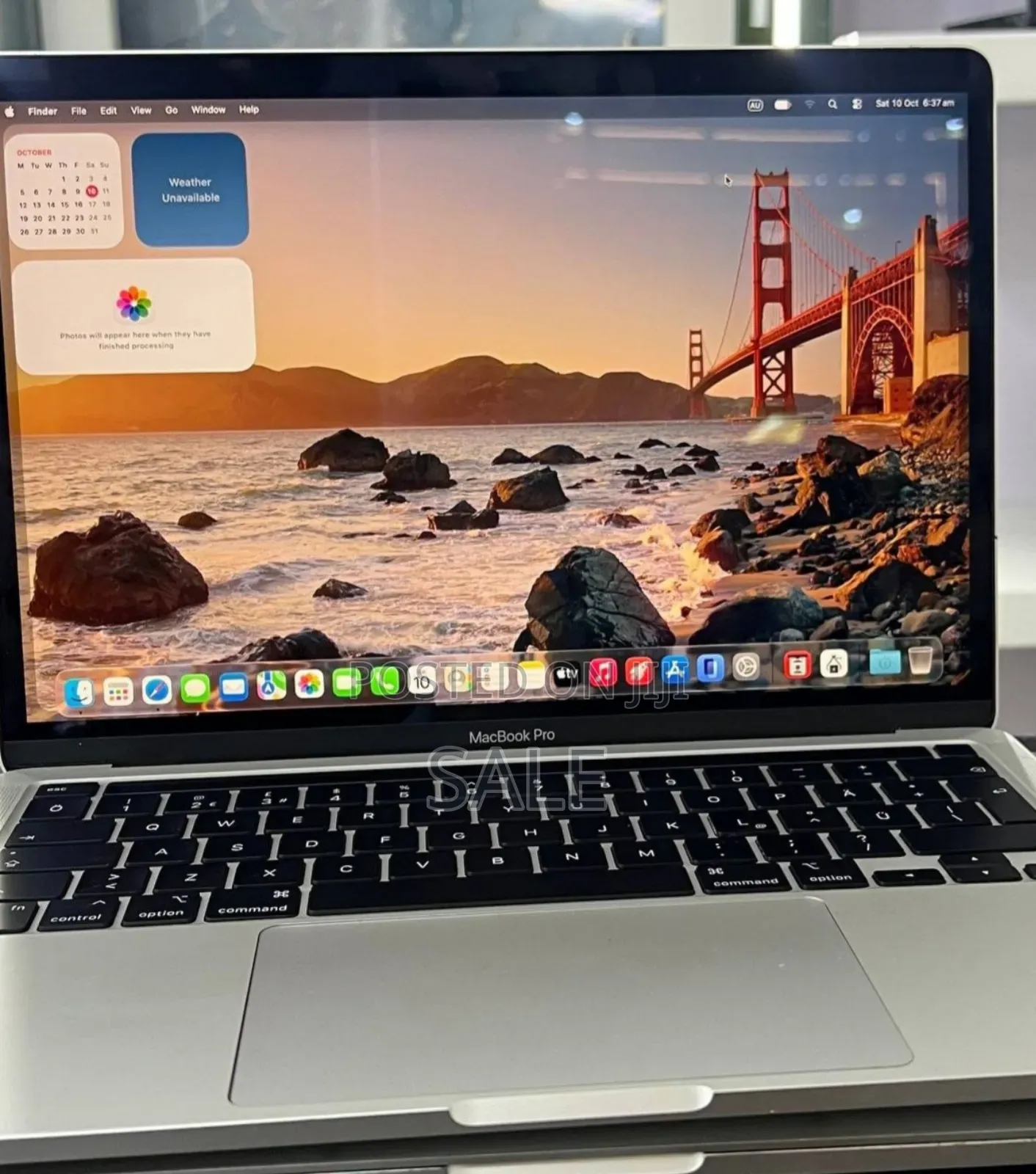 New Laptop Apple MacBook Pro 2020 M1 16GB Apple M2 SSD 256GB