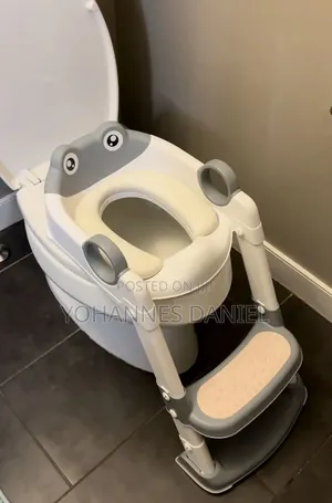 Baby Toilet Seat With Non-Slip Steps
