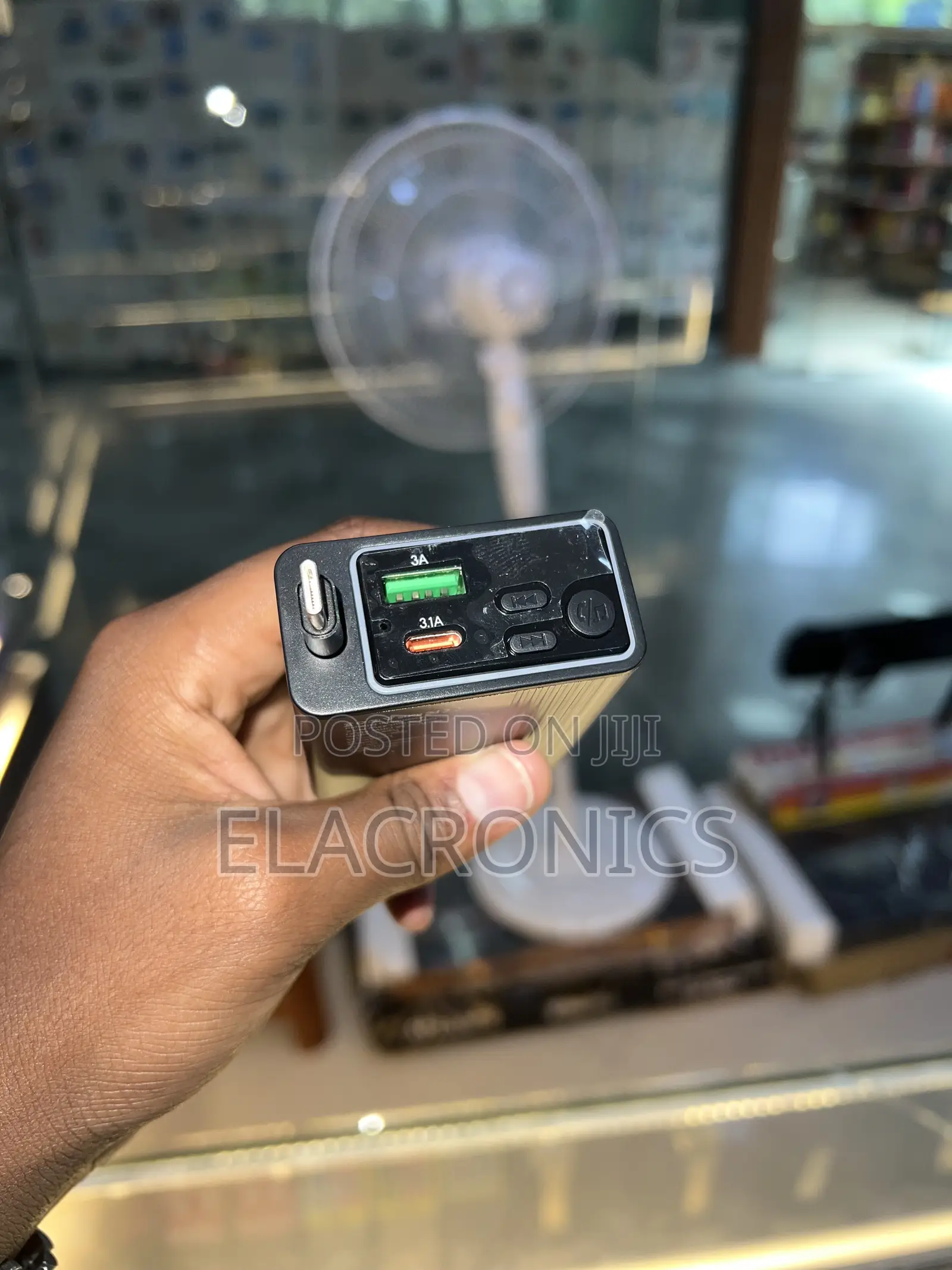 Ruggas Modulator 30W Fast Car Charger With FM Transmitter
