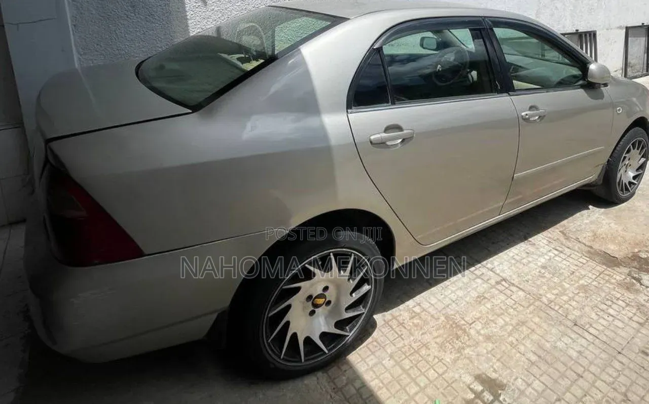 Toyota Corolla 2007 Gold