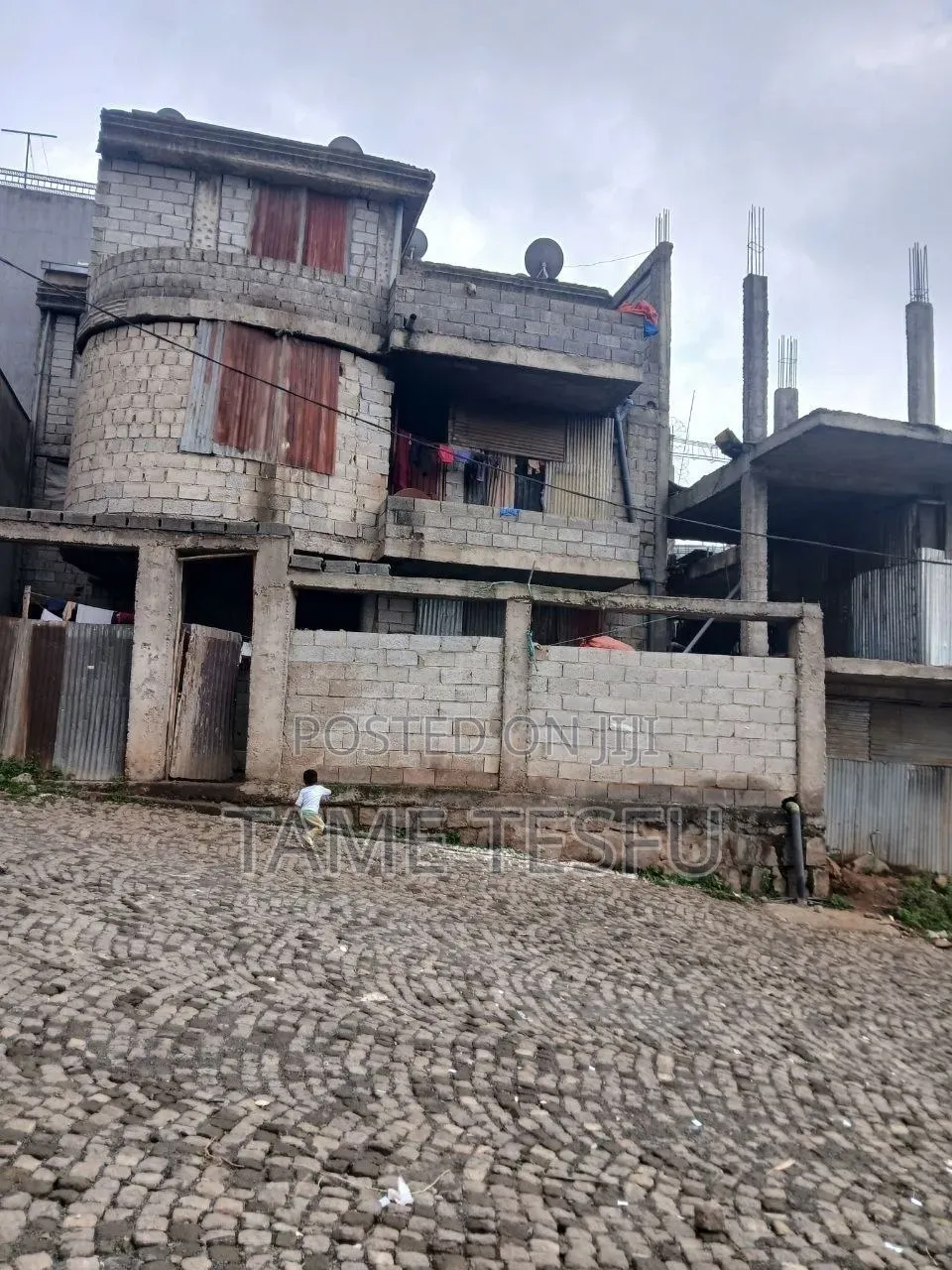 Furnished 6bdrm House in ሀያት, Bole for sale