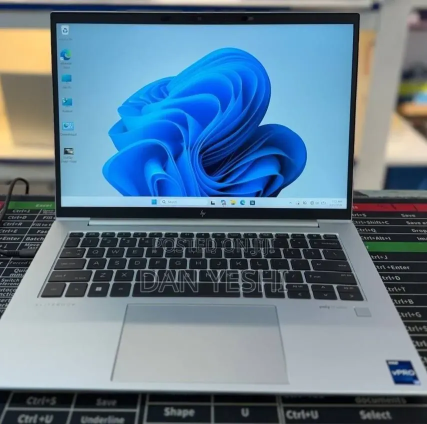New Laptop HP Pavilion 14 16GB Intel Core i7 SSD 512GB