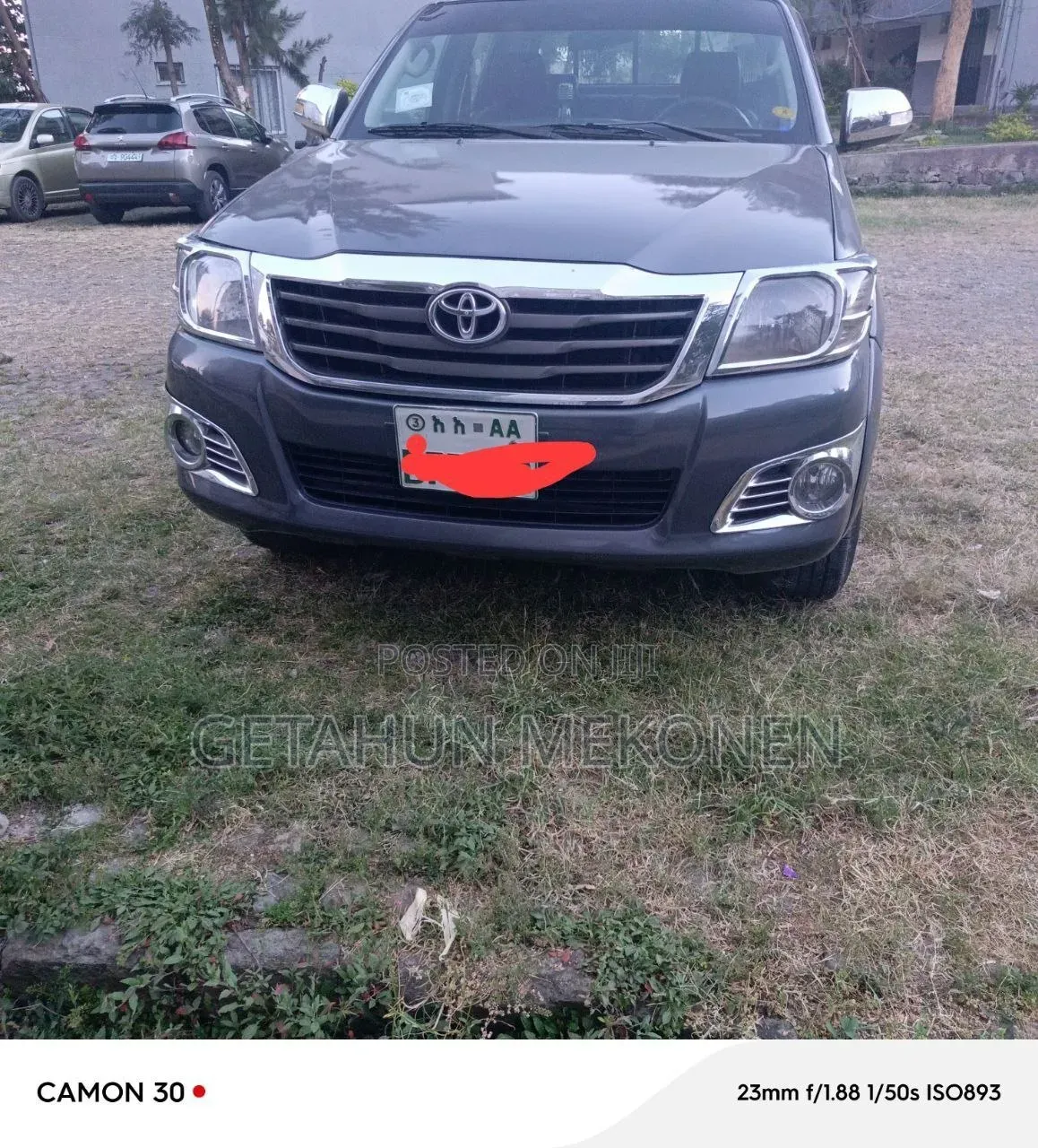 Toyota Hilux 2016 Gray