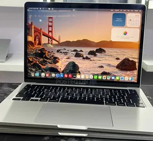 New Laptop Apple MacBook Pro 2022 M2 16GB Apple M2 SSD 256GB