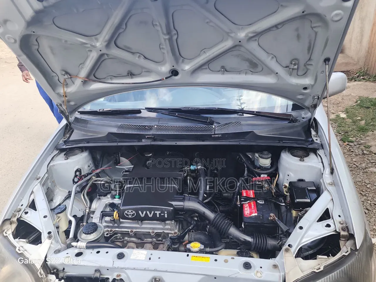 Toyota Platz 2002 Silver