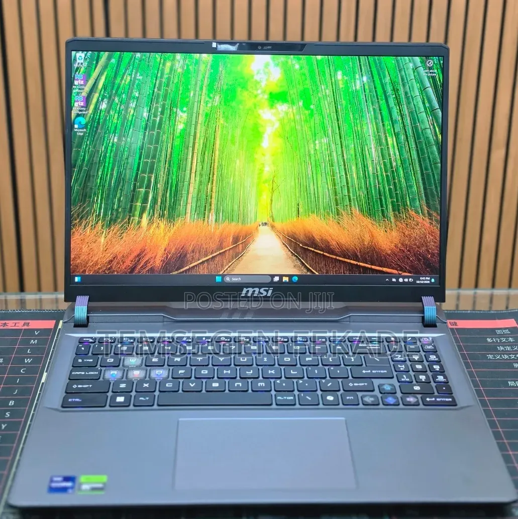 New Laptop MSI Vector GP66HX 12UGS 32GB Intel Core i9 SSD 1T