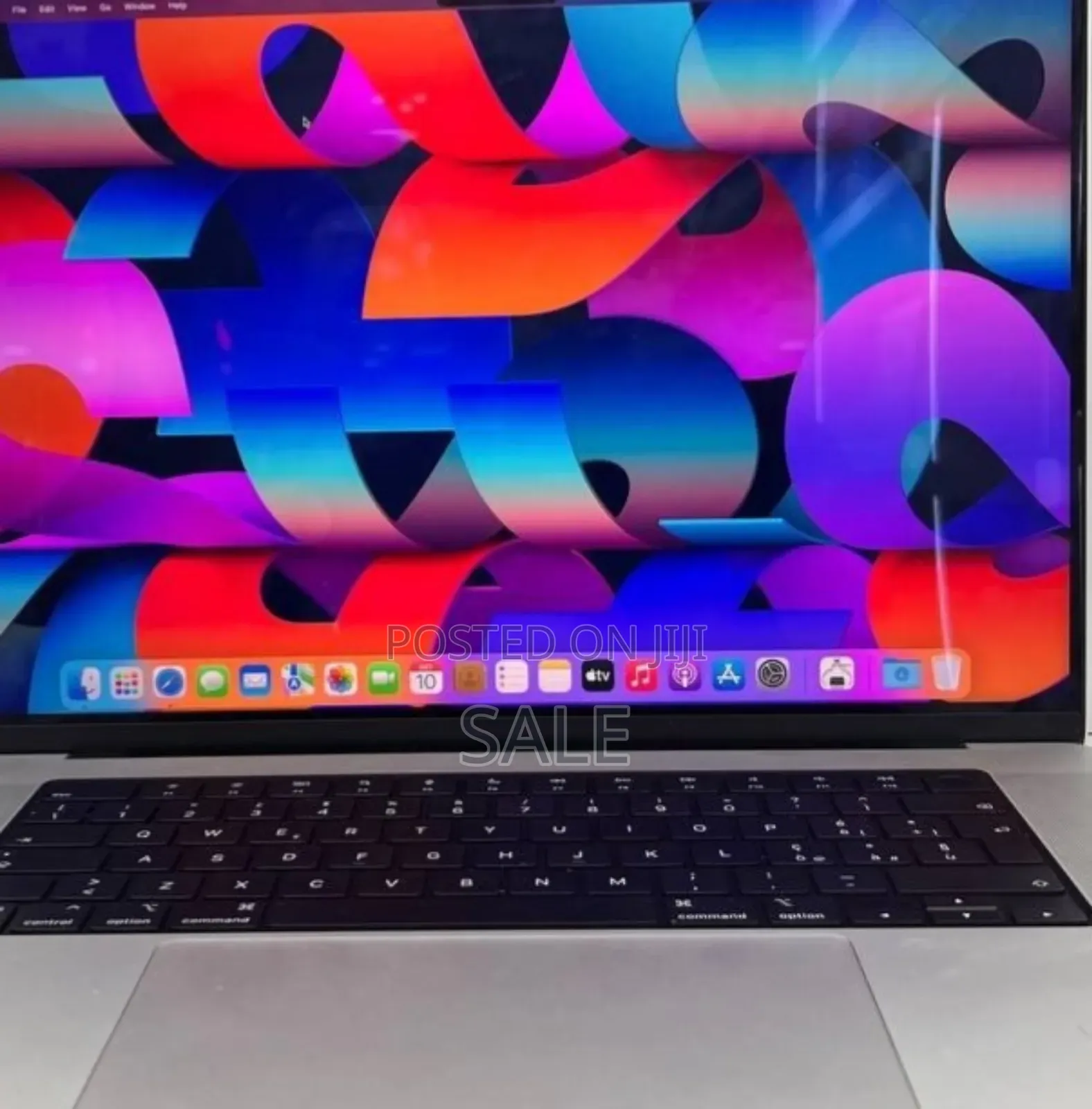 New Laptop Apple MacBook Pro 2021 M1 16GB Apple M1 Pro SSD 1T