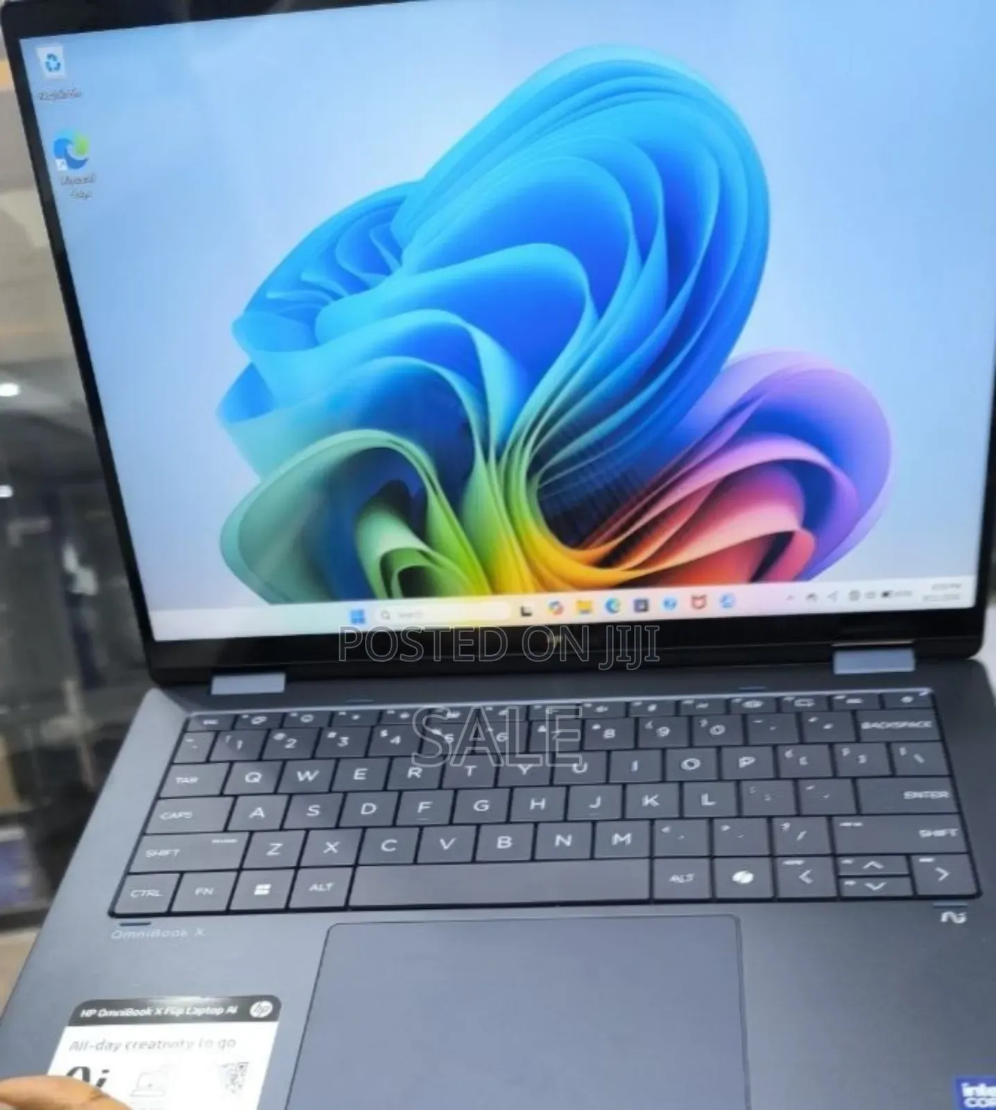 New Laptop HP OmniBook X Flip 14" 16GB Intel Core Ultra 7 SSD 1T