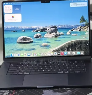 New Laptop Apple MacBook Air 2025 M4 16GB Intel Core i7 SSD 256GB