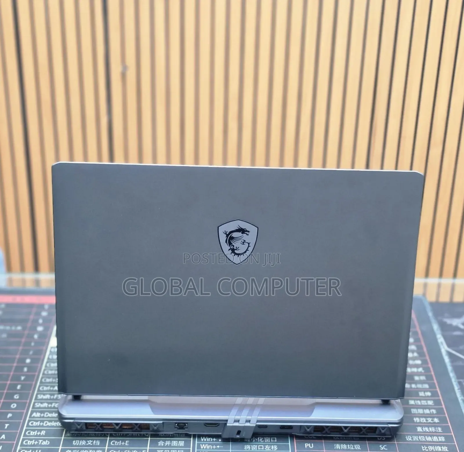 New Laptop MSI Vector GP68 HX 13V 32GB Intel Core i9 SSD 1T