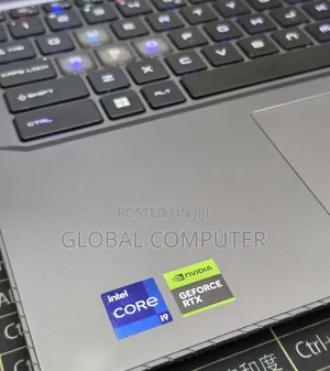 New Laptop MSI Vector GP68 HX 13V 32GB Intel Core i9 SSD 1T