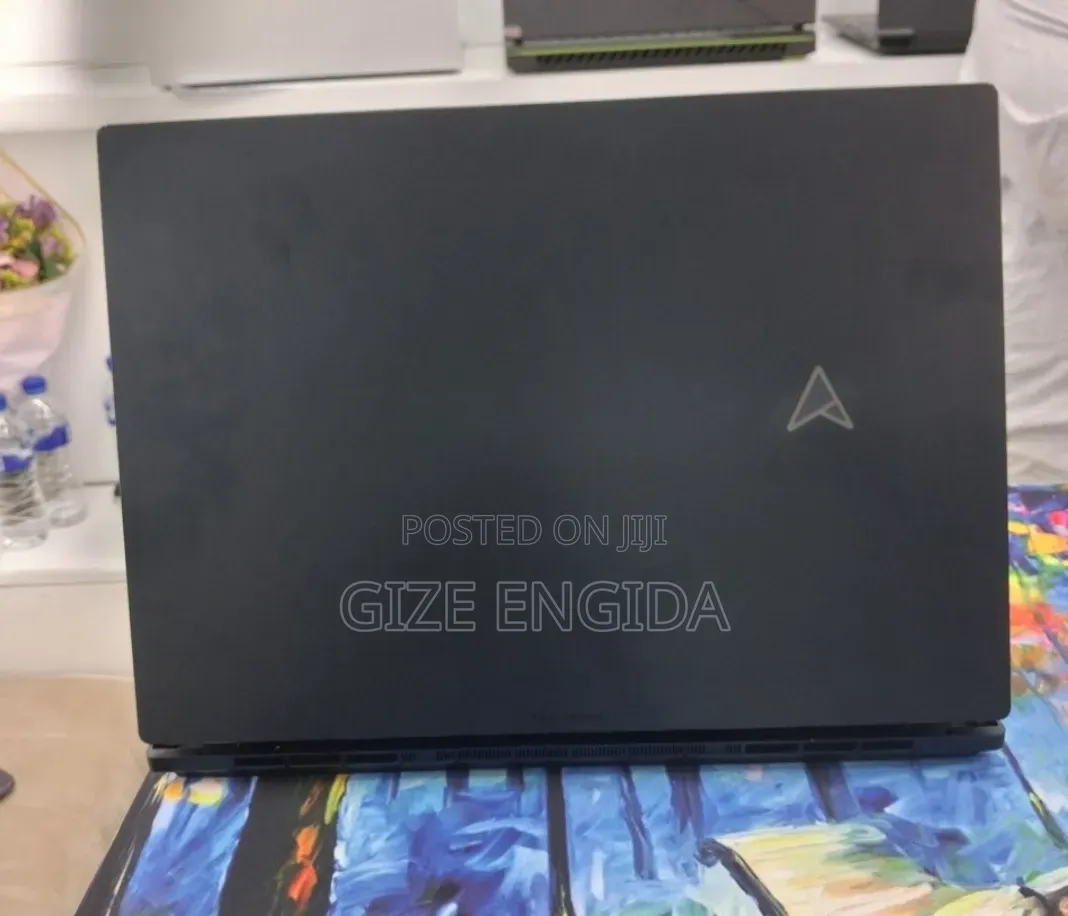 New Laptop Asus Zenbook 14 32GB Intel Core i9 SSD 1T