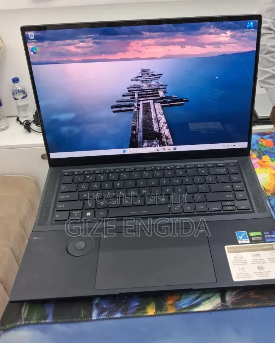 New Laptop Asus Zenbook 14 32GB Intel Core i9 SSD 1T
