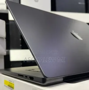New Laptop Apple MacBook Pro 2024 M4 Max 48GB Apple M4 Max SSD 2T