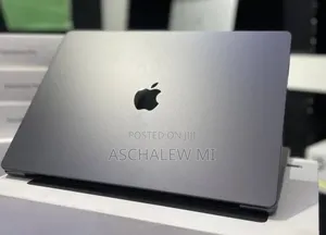 New Laptop Apple MacBook Pro 2024 M4 Max 48GB Apple M4 Max SSD 2T