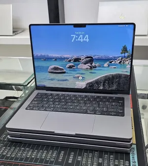 New Laptop Apple MacBook Pro 2021 M1 32GB Apple M1 Pro SSD 512GB