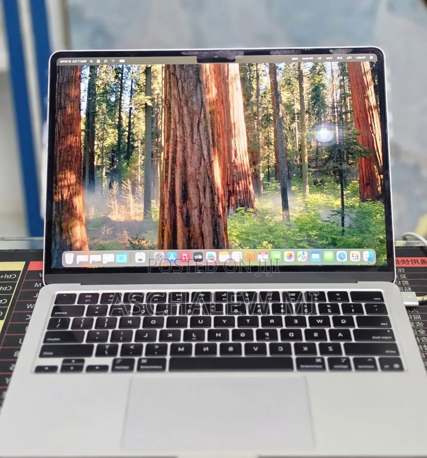 New Laptop Apple MacBook Air 2025 M4 16GB Apple M4 SSD 256GB