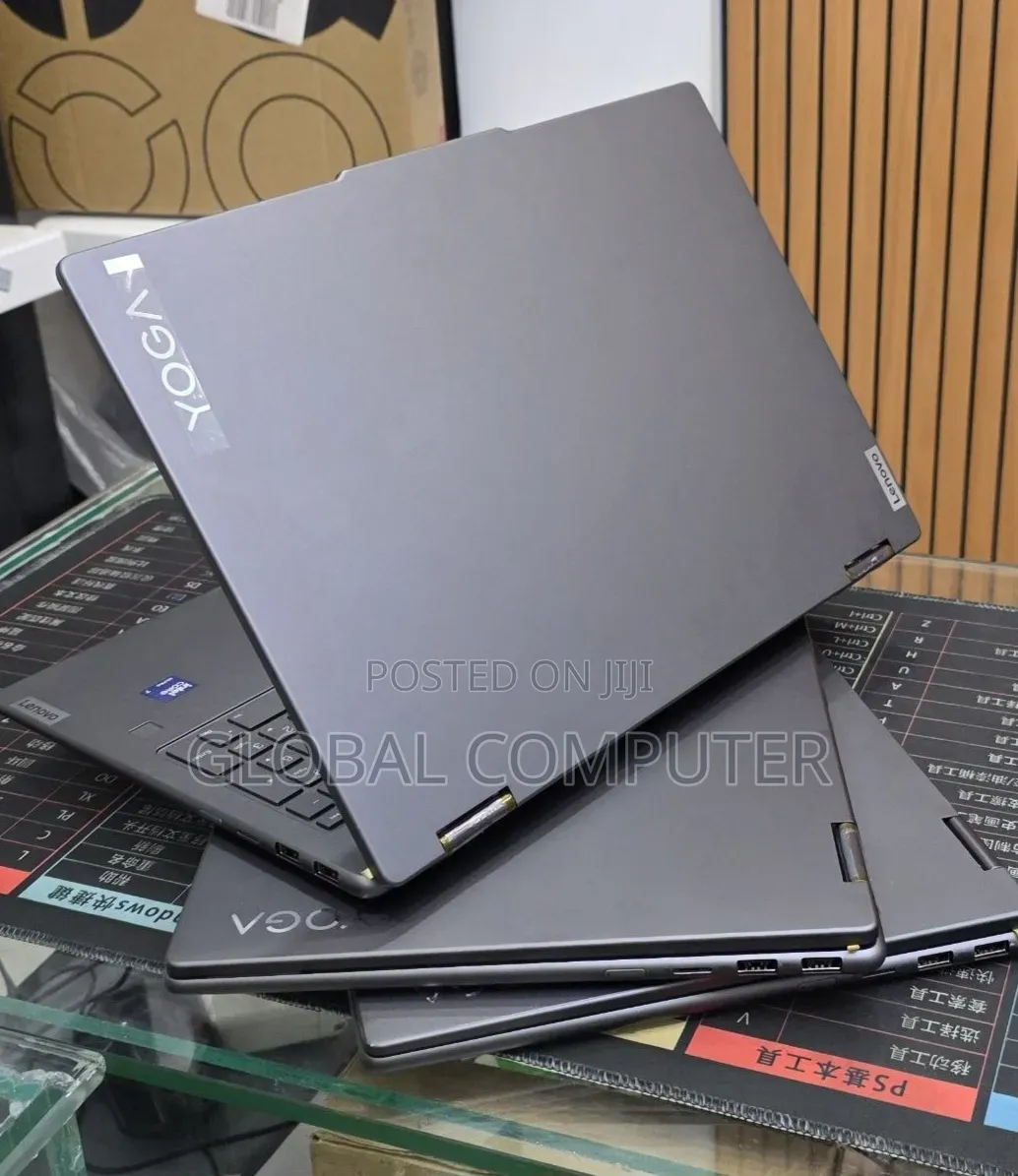 New Laptop Lenovo Yoga Slim 7 16GB Intel Core Ultra 7 SSD 512GB