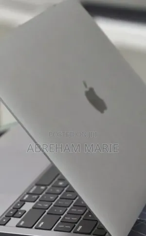 New Laptop Apple MacBook Pro 2020 M1 16GB Apple M1 Pro SSD 512GB