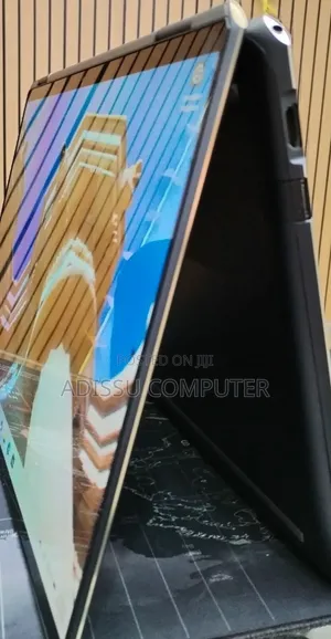 New Laptop HP Spectre 16GB Intel Core i7 SSD 512GB