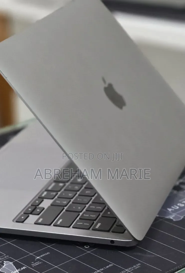 New Laptop Apple MacBook Pro 2020 M1 16GB Apple M1 Pro SSD 512GB