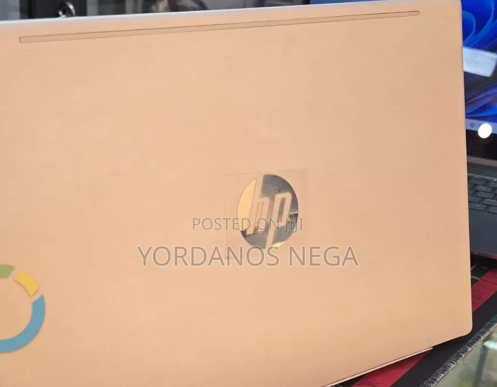 New Laptop HP Pavilion 14 8GB Intel Core i5 SSD 512GB