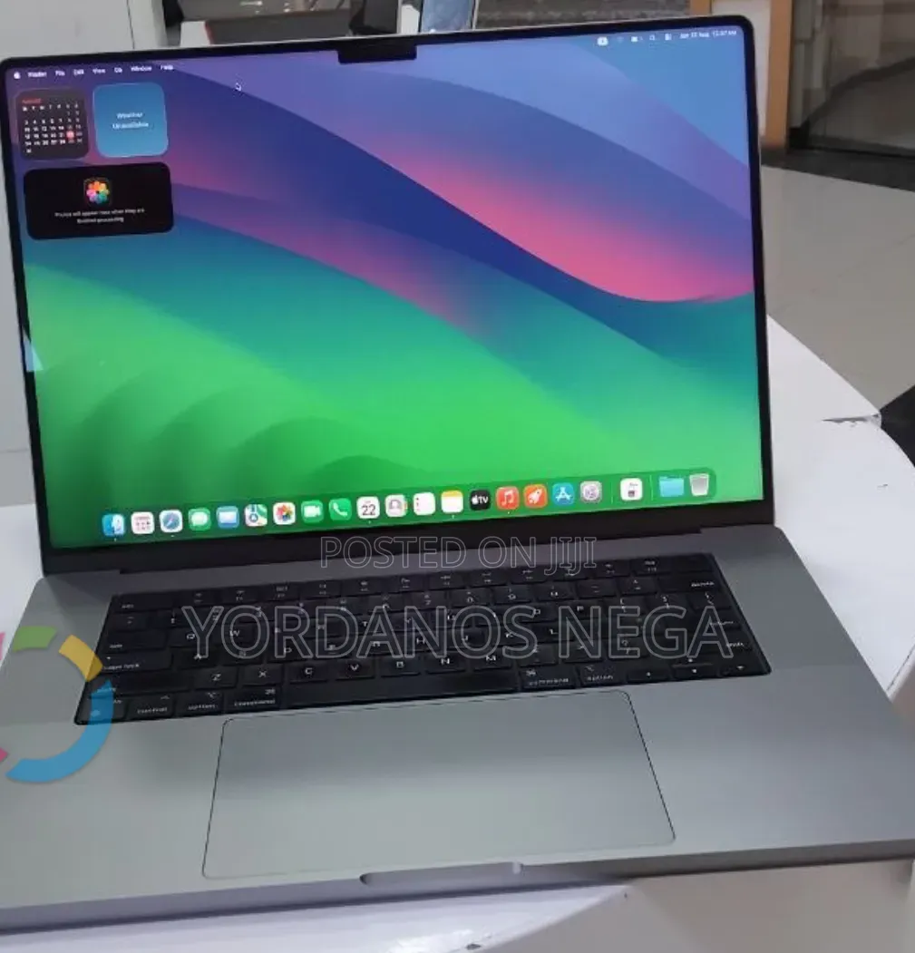 New Laptop Apple MacBook Pro 2021 M1 32GB Apple M1 Pro SSD 1T
