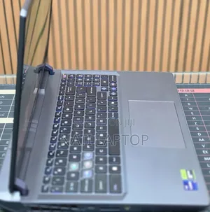 New Laptop MSI 16GB Intel Core i9 SSD 1T