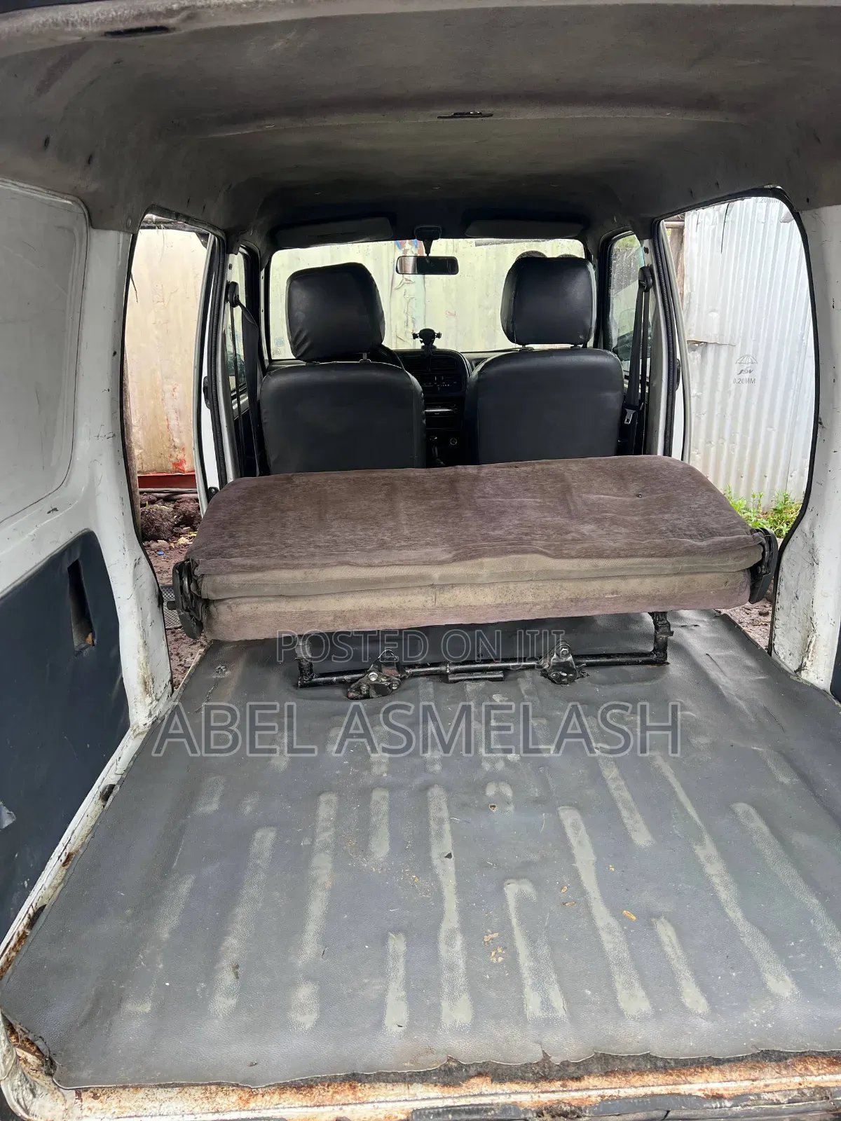 Suzuki Super Carry 2000 White